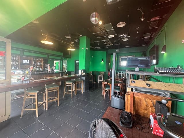 Bedrijf te koop in San Eugenio Bajo, Adeje - € 129.000 (Ref: 9245609)