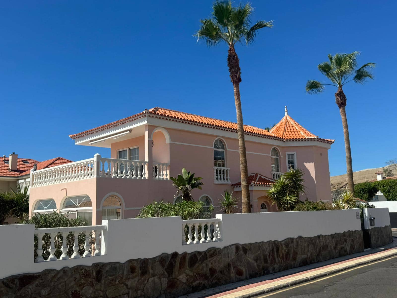 4 soveværelse Villa til salg i Callao Salvaje med swimmingpool garage - € 1.175.000 (Ref: 9325416)