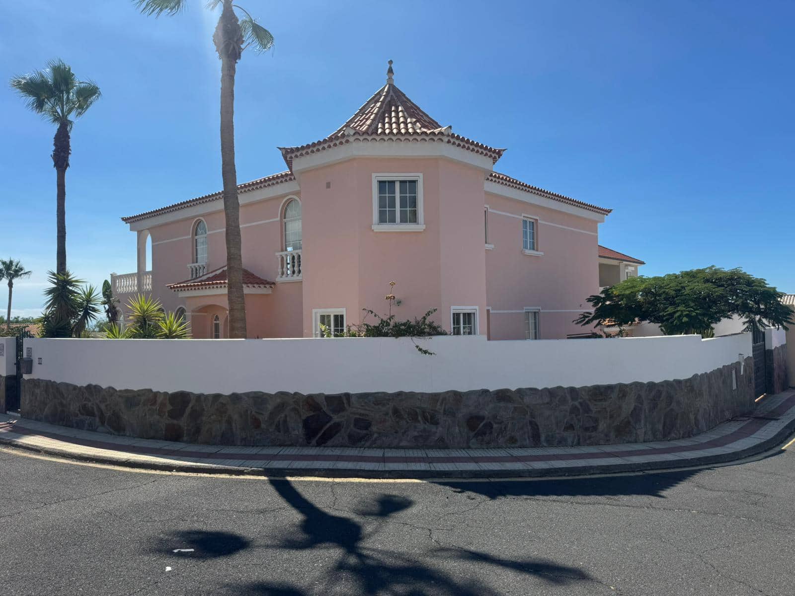 4 soveværelse Villa til salg i Callao Salvaje med swimmingpool garage - € 1.175.000 (Ref: 9325416)