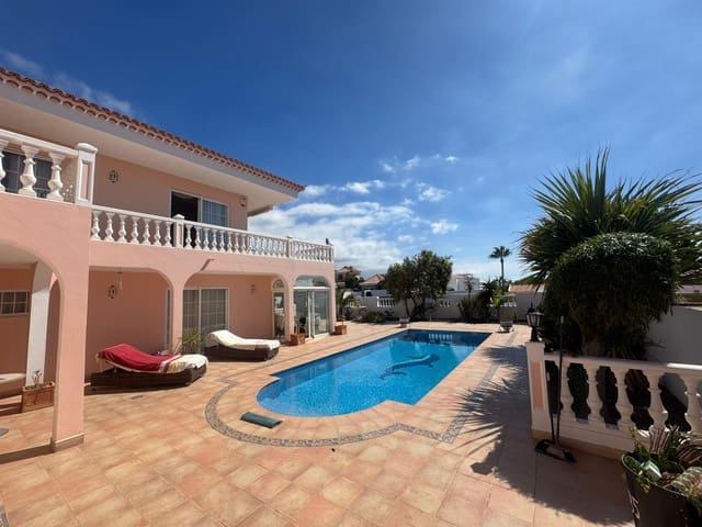 4 soveværelse Villa til salg i Callao Salvaje, Adeje med swimmingpool garage - € 1.175.000 (Ref: 9325416)