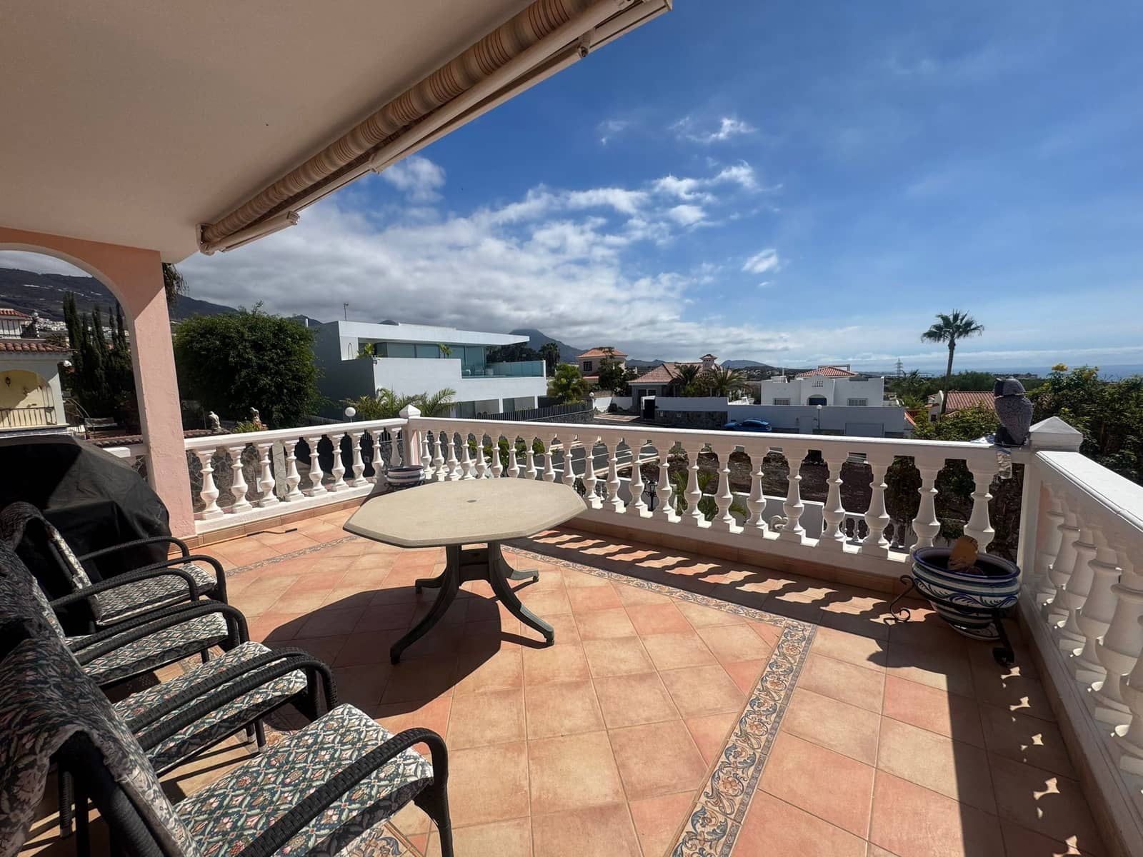 4 soveværelse Villa til salg i Callao Salvaje med swimmingpool garage - € 1.175.000 (Ref: 9325416)