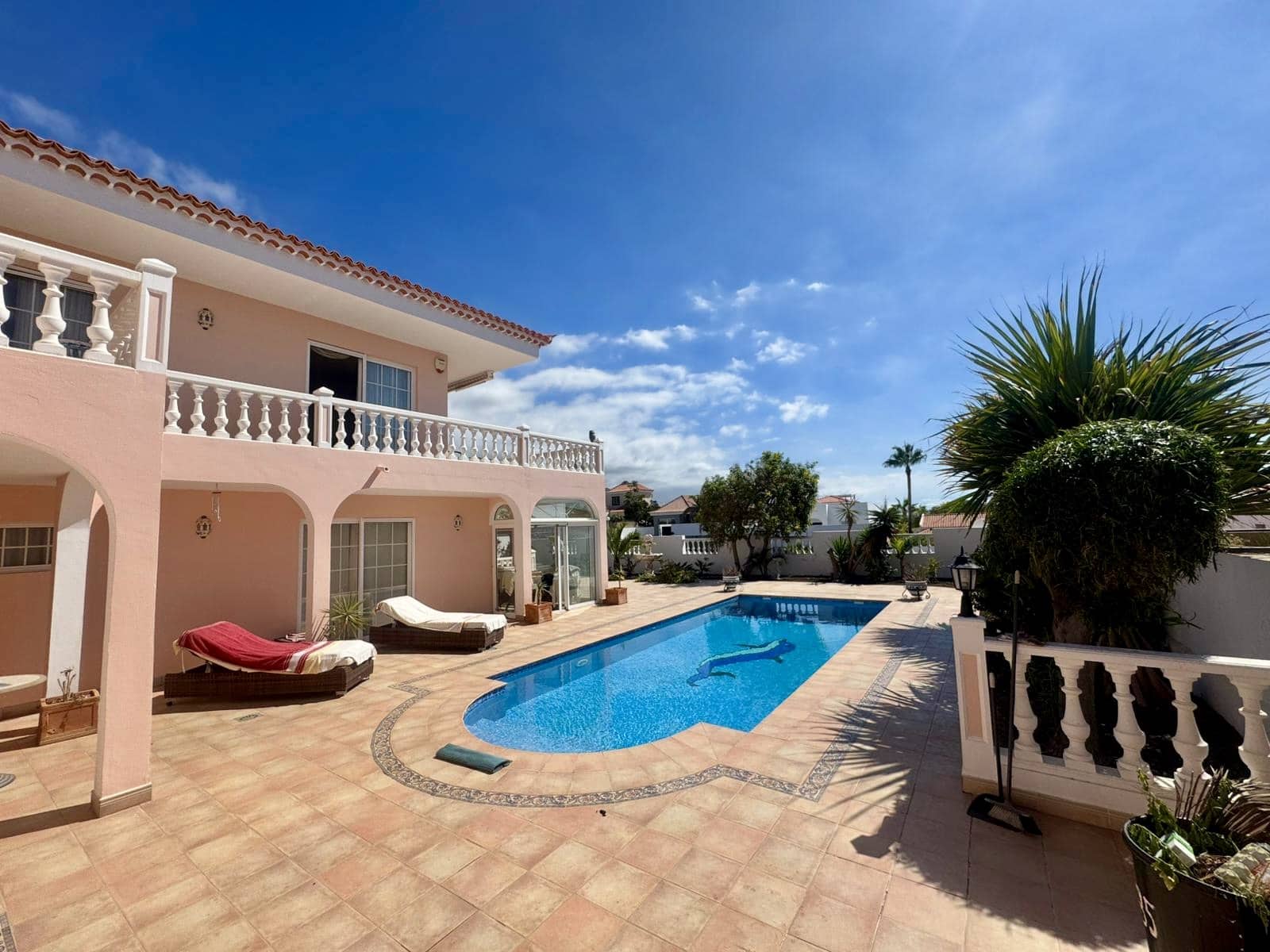 4 soveværelse Villa til salg i Callao Salvaje med swimmingpool garage - € 1.000.000 (Ref: 9325416)