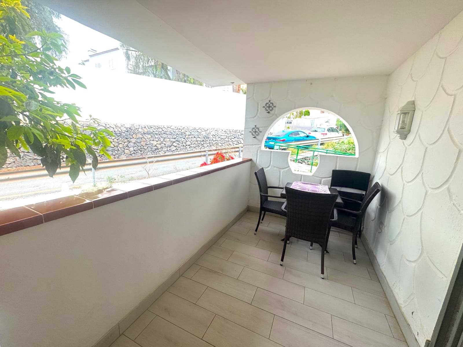 2 soverom Leilighet til salgs i Chayofa med svømmebasseng garasje - € 285 000 (Ref: 9400029)