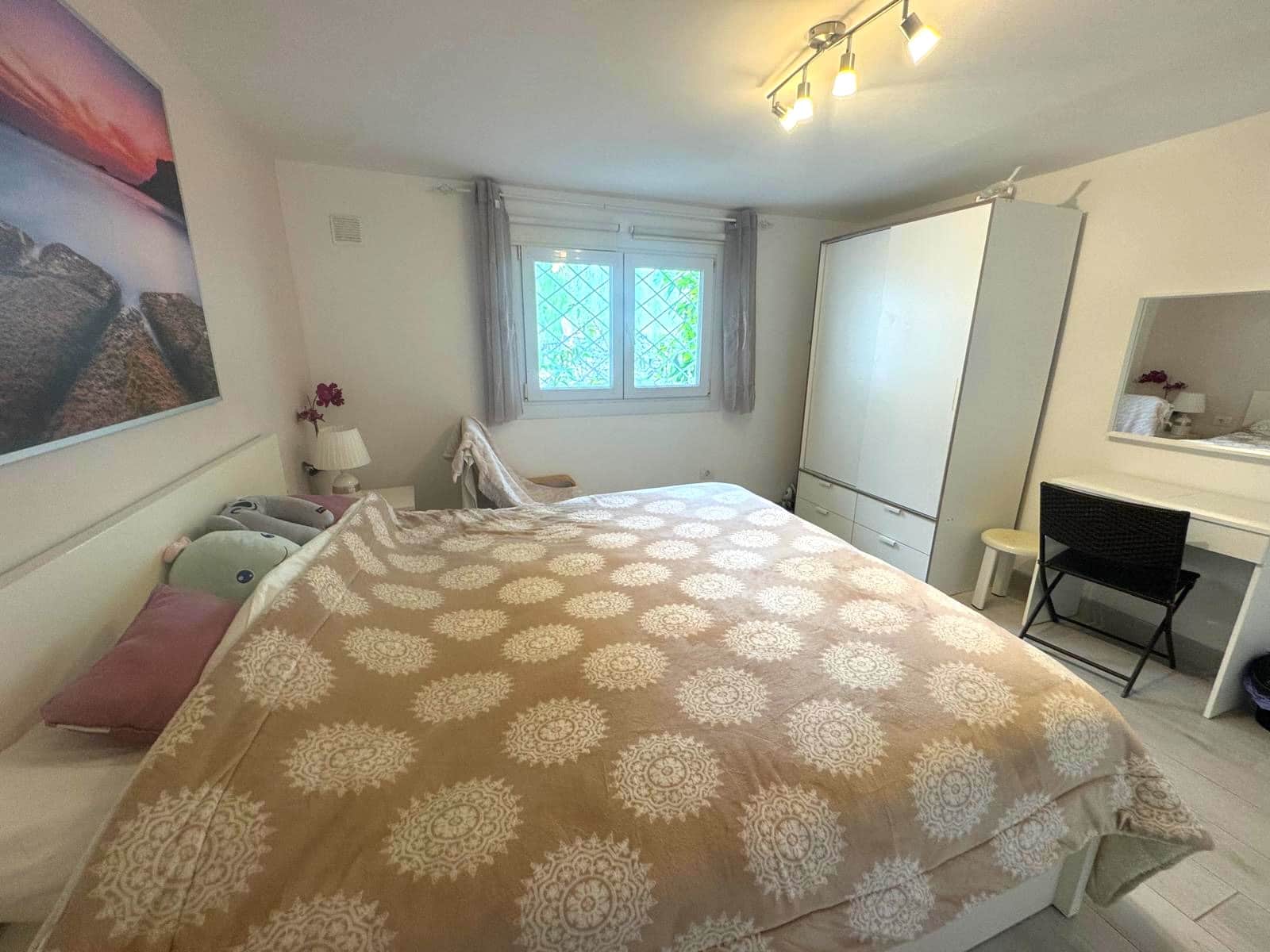 2 soverom Leilighet til salgs i Chayofa med svømmebasseng garasje - € 285 000 (Ref: 9400029)