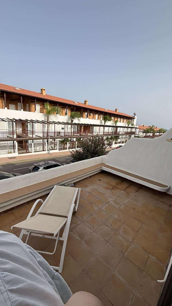 Apartamento de 2 habitaciones en Amarilla Golf en venta con piscina - 310.000 € (Ref: 9432536)