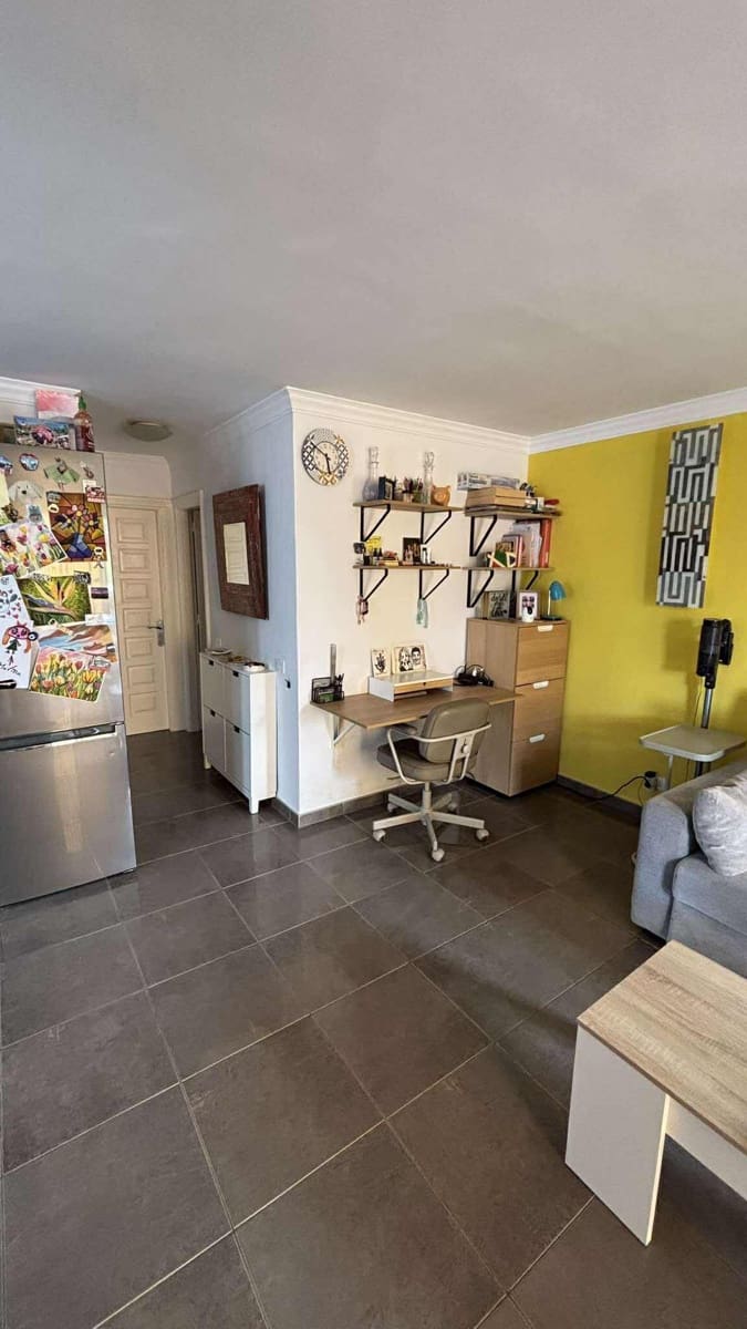 Apartamento de 2 habitaciones en Amarilla Golf en venta con piscina - 310.000 € (Ref: 9432536)