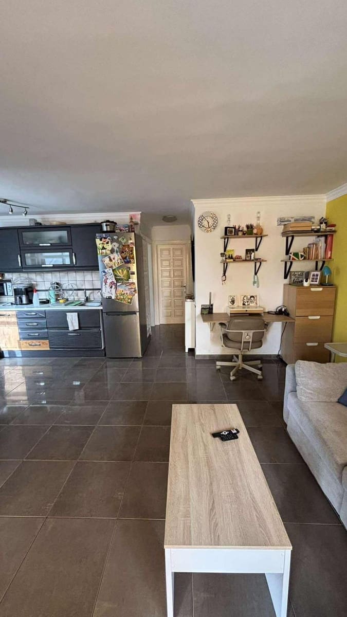 Apartamento de 2 habitaciones en Amarilla Golf en venta con piscina - 310.000 € (Ref: 9432536)