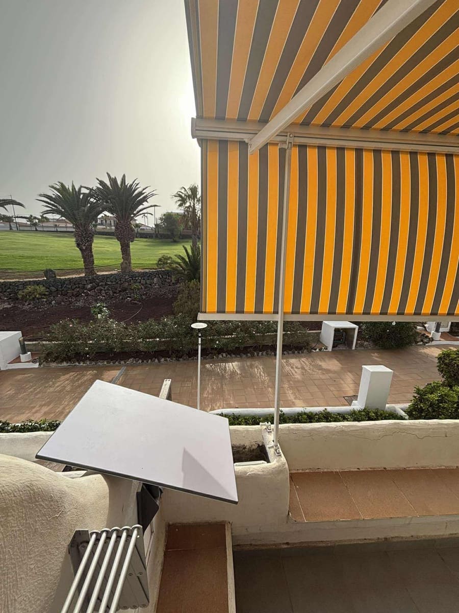 Apartamento de 2 habitaciones en Amarilla Golf en venta con piscina - 310.000 € (Ref: 9432536)