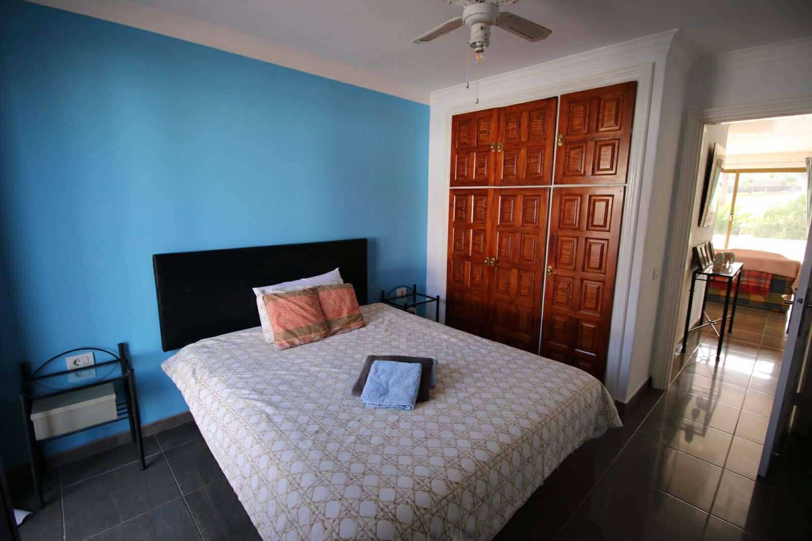 Apartamento de 2 habitaciones en Amarilla Golf en venta con piscina - 310.000 € (Ref: 9432536)