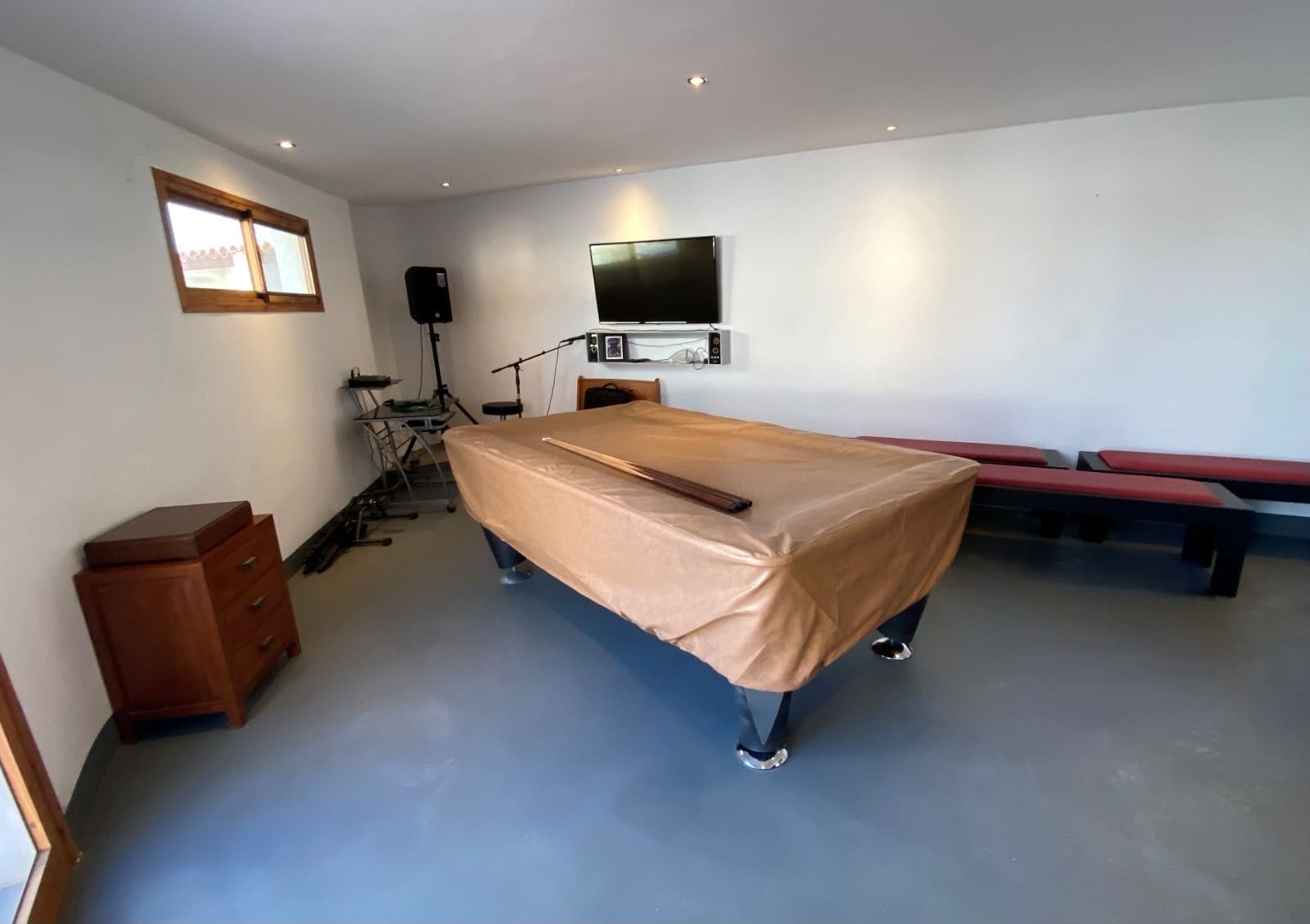 4 bedroom Finca/Country House for sale in Granadilla de Abona with pool - € 750,000 (Ref: 9496535)