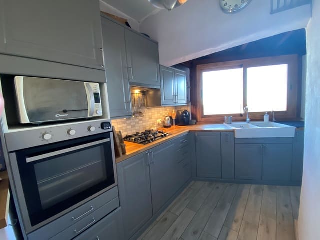 4 bedroom Finca/Country House for sale in Granadilla de Abona with pool - € 750,000 (Ref: 9496535)