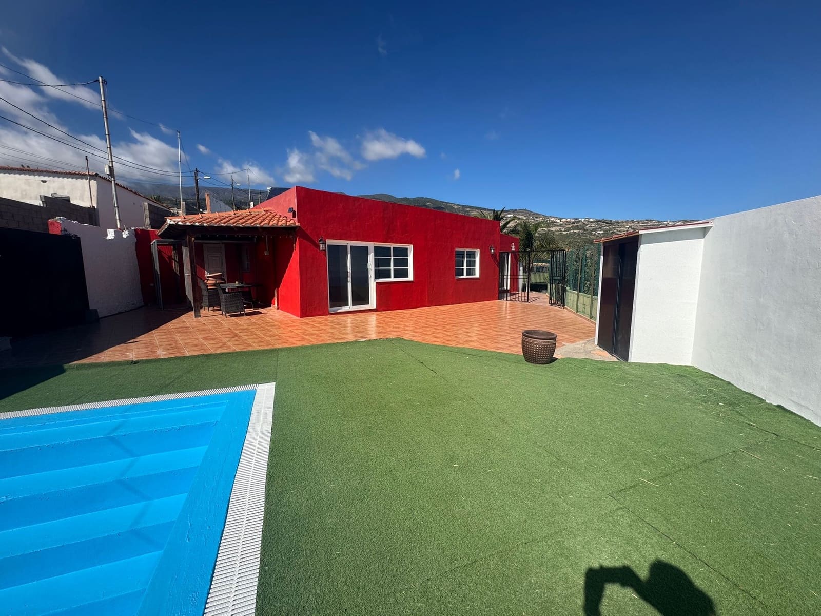 3 sypialnia Finka/Dom wiejski na sprzedaż w Guimar z basenem garażem - 399 000 € (Ref: 9517947)