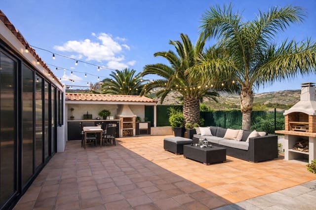 3 bedroom Finca/Country House for sale in Güímar with pool garage - € 369,000 (Ref: 9517947)