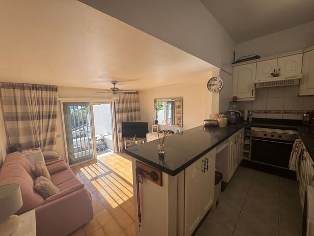 1 soverom Leilighet til salgs i San Eugenio Bajo, Adeje med svømmebasseng - € 235 000 (Ref: 9536125)