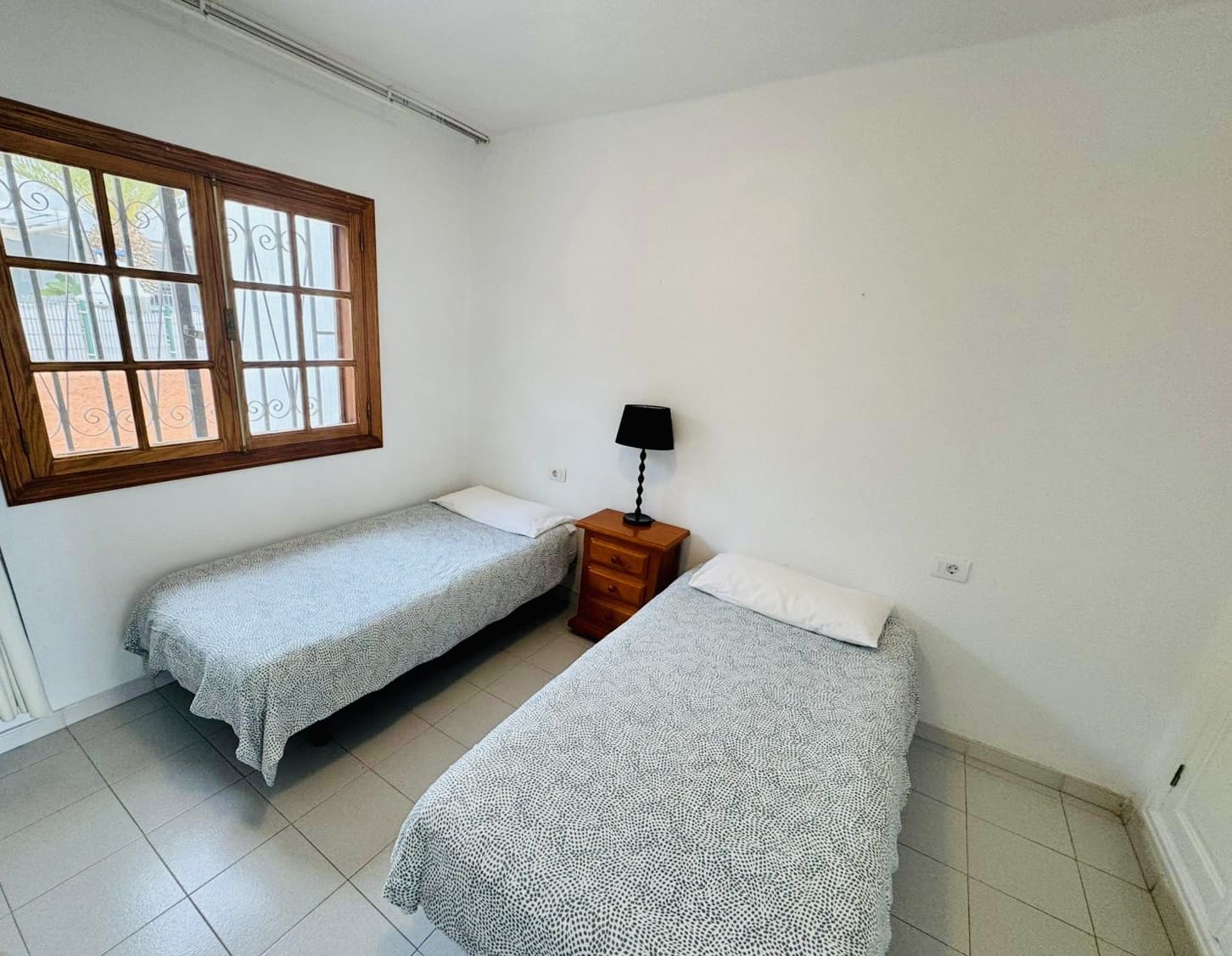 2 sovrum Lägenhet till salu i Golf del Sur med pool - 299 000 € (Ref: 9536363)