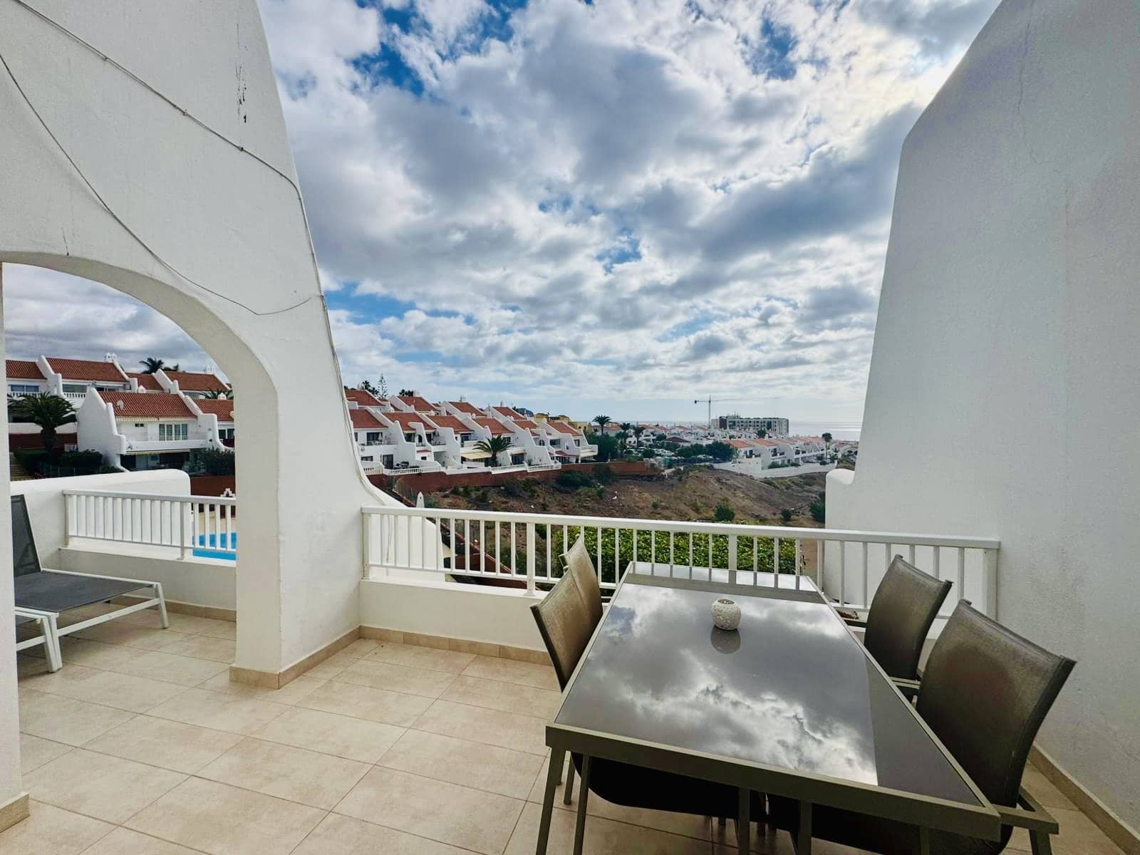 2 sovrum Lägenhet till salu i Golf del Sur med pool - 299 000 € (Ref: 9536363)