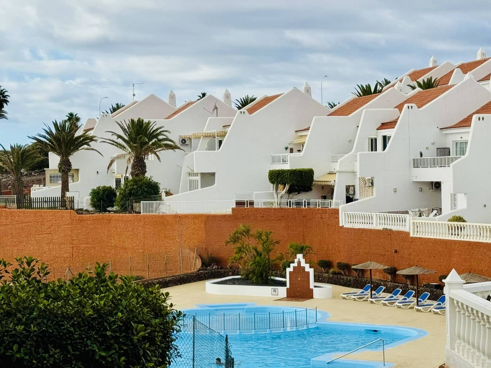 2 sovrum Lägenhet till salu i Golf del Sur med pool - 299 000 € (Ref: 9536363)