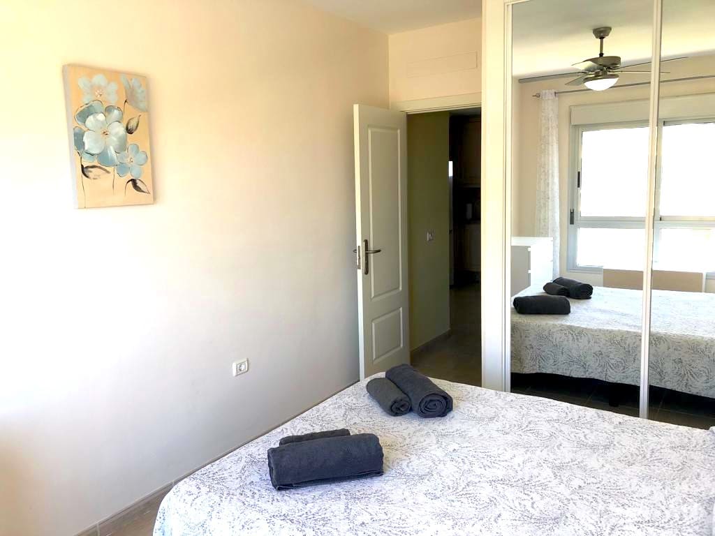 Apartamento de 1 habitación en Golf del Sur en venta con piscina garaje - 200.000 € (Ref: 9537068)