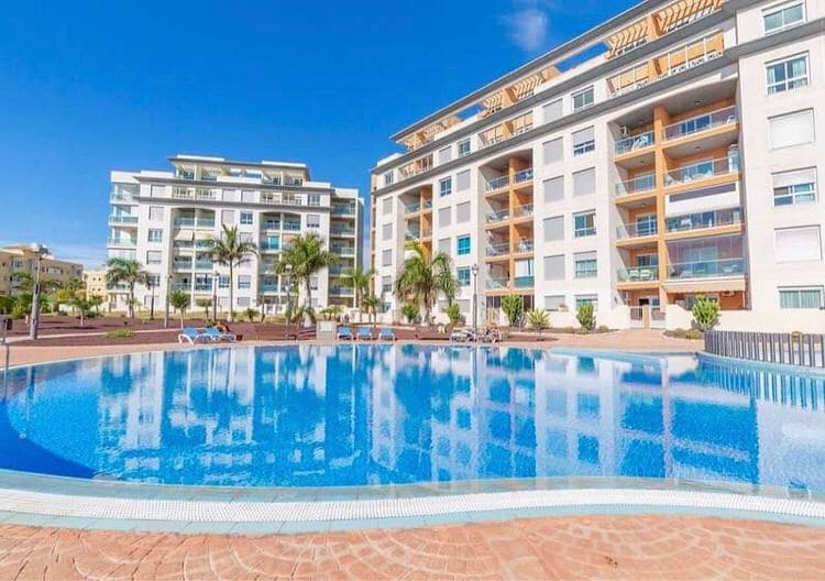 Apartamento de 1 habitación en Golf del Sur en venta con piscina garaje - 200.000 € (Ref: 9537068)