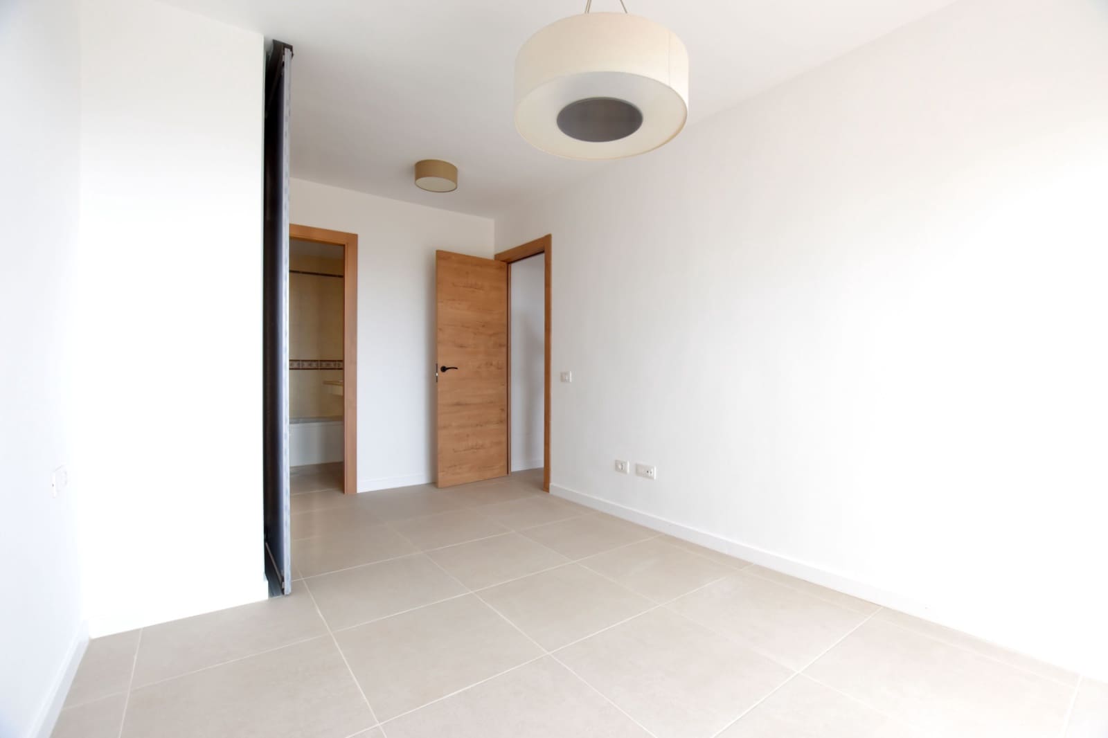 4 sypialnia Dom na sprzedaż w Adeje z basenem garażem - 675 000 € (Ref: 9553113)