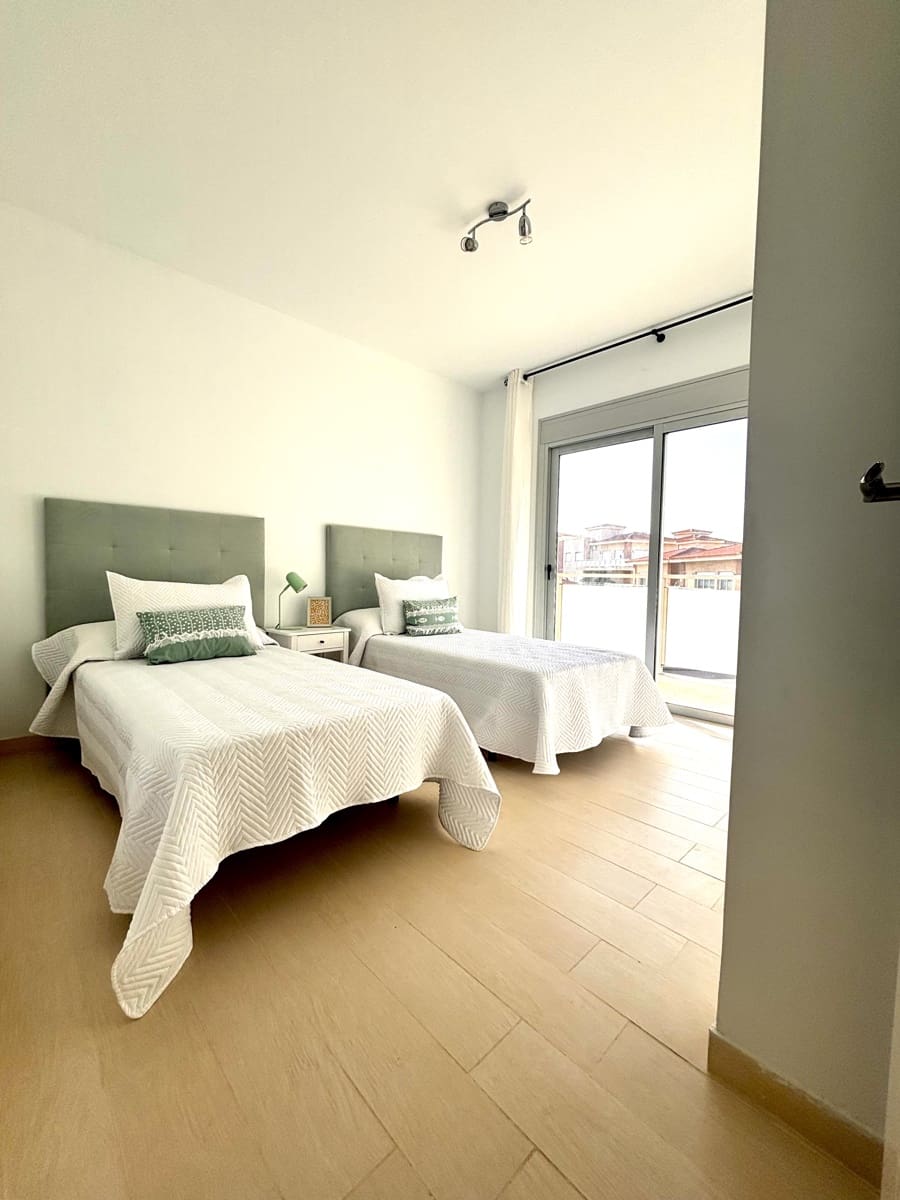 2 sypialnia Apartament na sprzedaż w Amarilla Golf z basenem garażem - 365 400 € (Ref: 9558925)