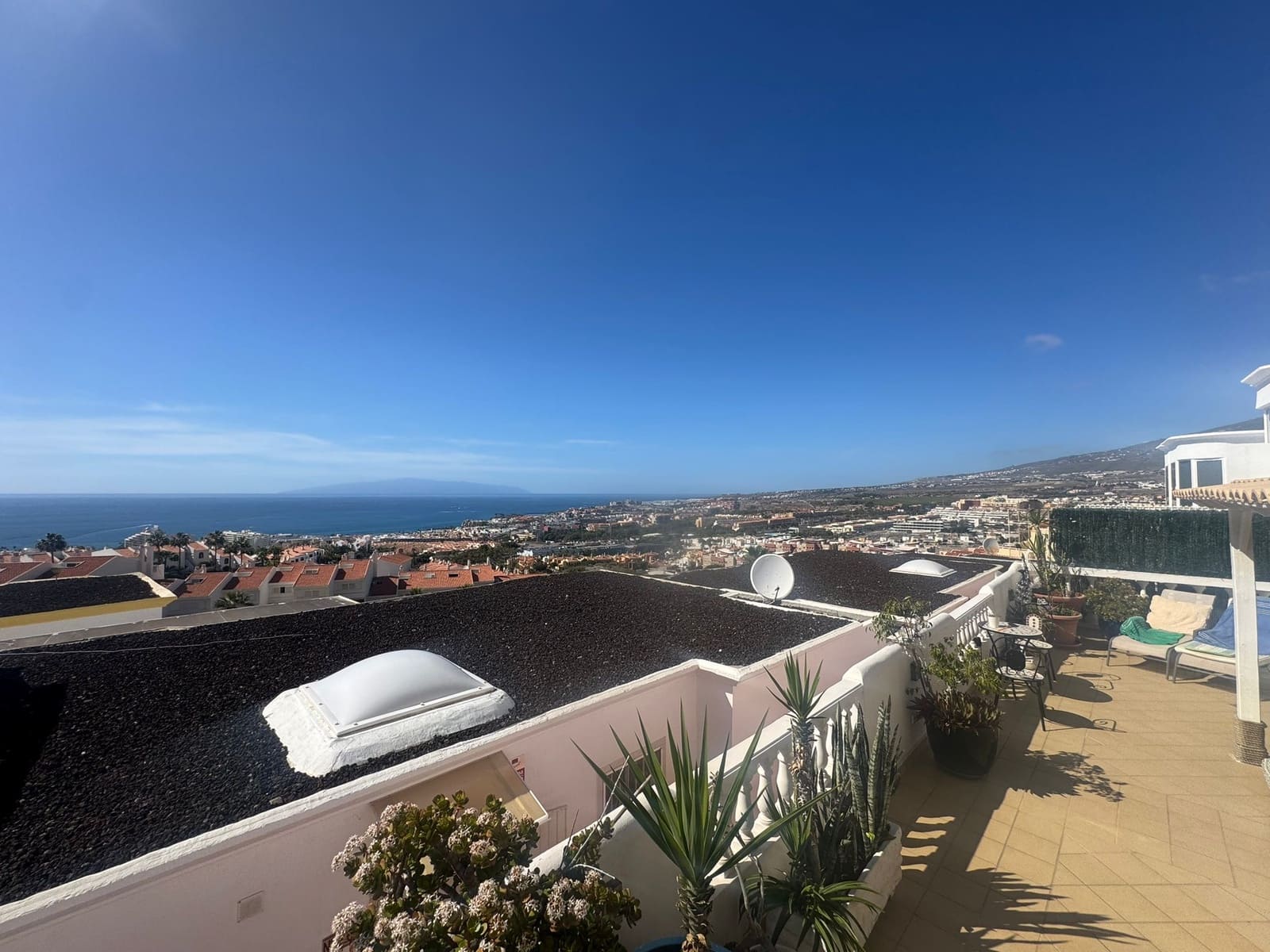 3 quarto Casa em Banda para venda em Costa Adeje com piscina garagem - 610 000 € (Ref: 9581247)