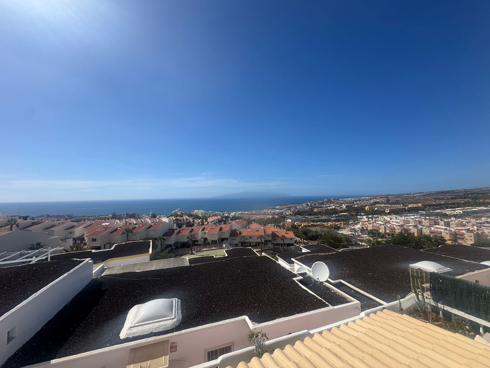 3 quarto Casa em Banda para venda em Costa Adeje com piscina garagem - 610 000 € (Ref: 9581247)