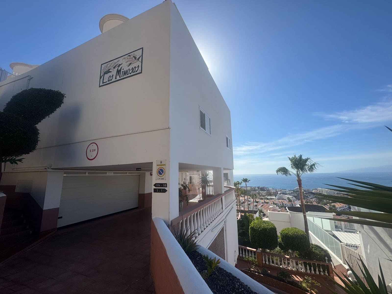 3 quarto Casa em Banda para venda em Costa Adeje com piscina garagem - 610 000 € (Ref: 9581247)