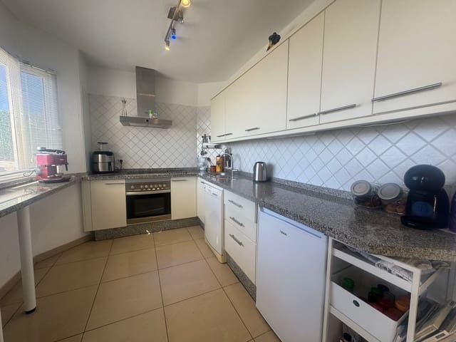 3 quarto Casa em Banda para venda em Torviscas Centro y Alto, Adeje com piscina garagem - 610 000 € (Ref: 9581247)