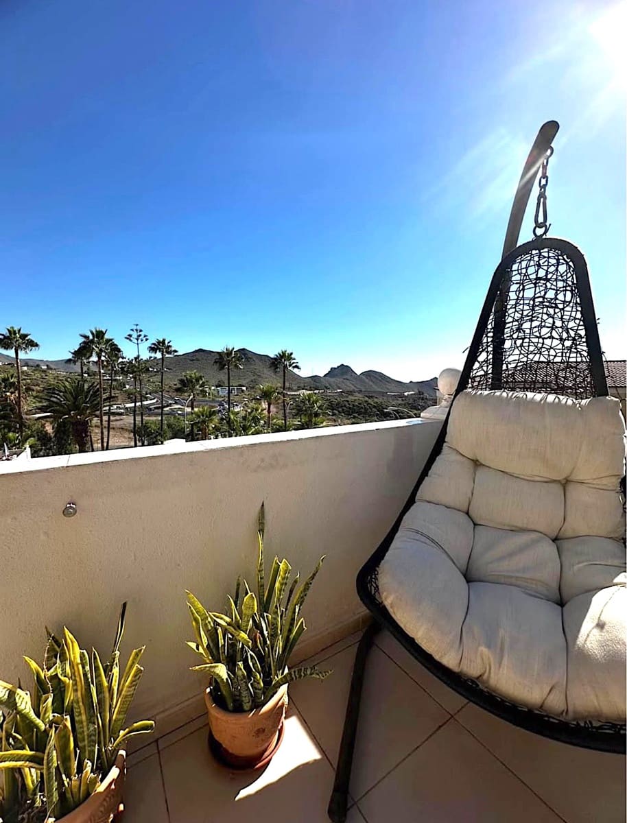 2 slaapkamer Penthouse te koop in Chayofa met zwembad - € 289.000 (Ref: 9614422)