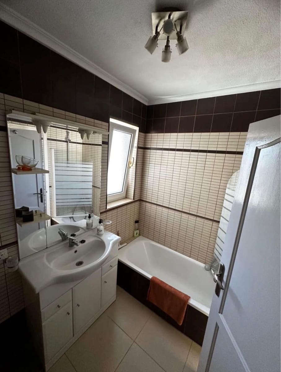 2 slaapkamer Penthouse te koop in Chayofa met zwembad - € 289.000 (Ref: 9614422)