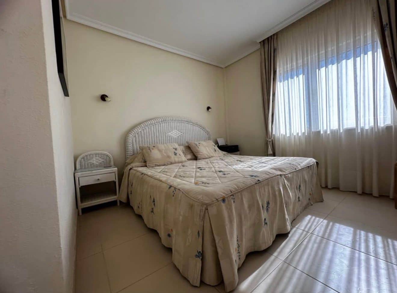 2 slaapkamer Penthouse te koop in Chayofa met zwembad - € 289.000 (Ref: 9614422)