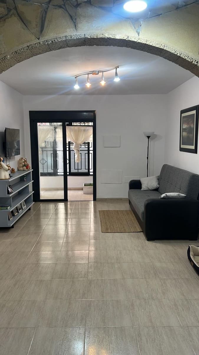 2 makuuhuone Huoneisto myytävänä paikassa Valle de San Lorenzo mukana 
autotalli - 239 000 € (Ref: 9627993)