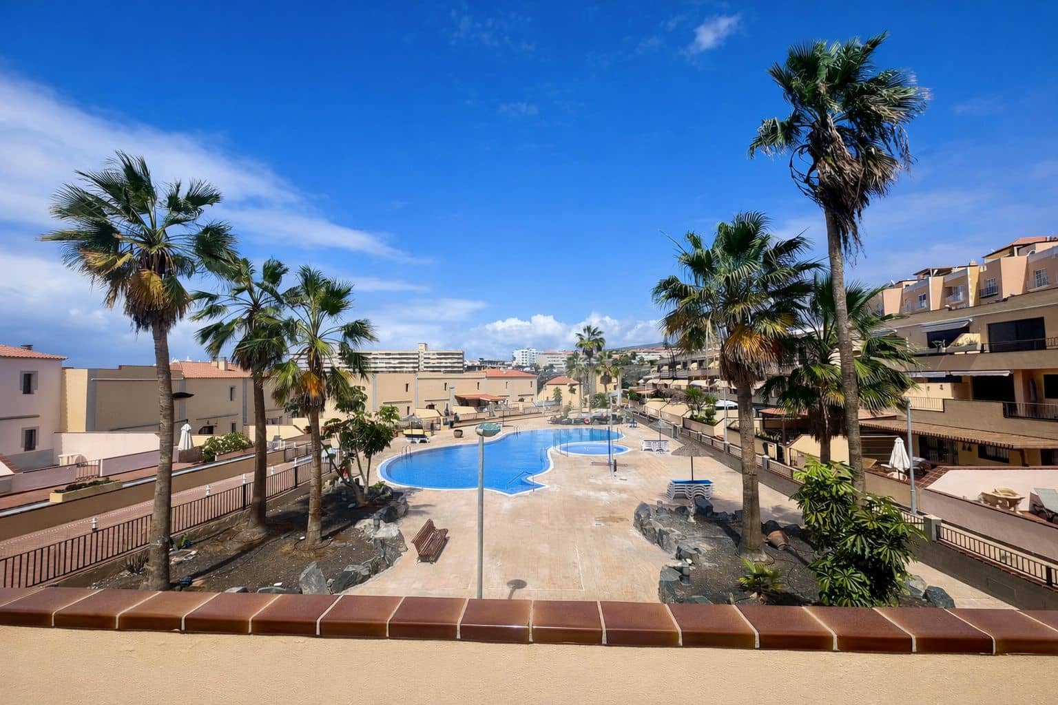 1 soverom Leilighet til salgs i Adeje med svømmebasseng garasje - € 250 000 (Ref: 9656651)