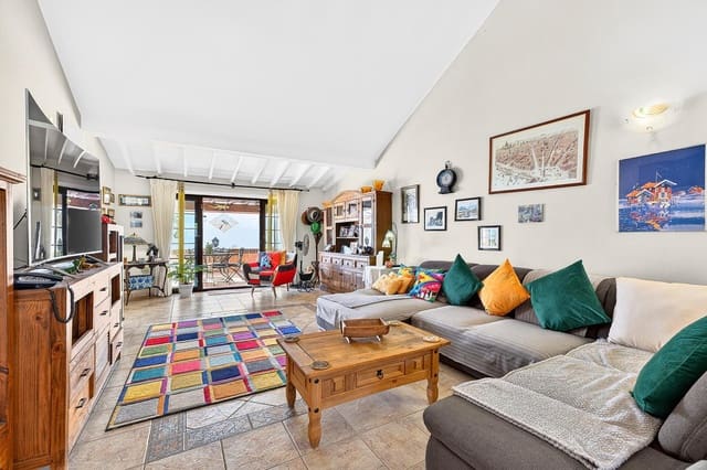 2 sypialnia Bungalow na sprzedaż w Golf del Sur, San Miguel de Abona z basenem garażem - 375 000 € (Ref: 9678150)