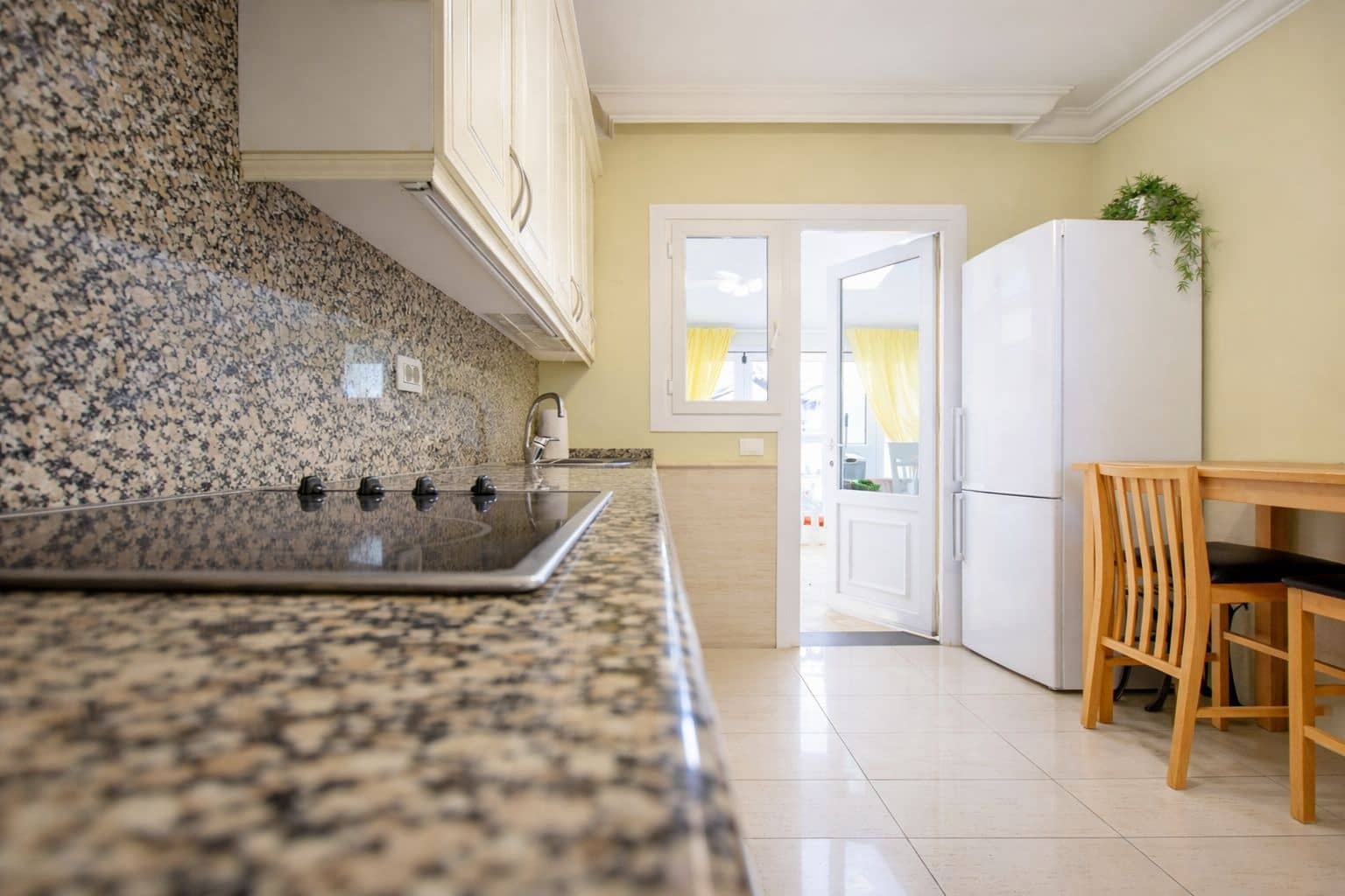 2 bedroom Townhouse for sale in Chayofa with garage - € 389,000 (Ref: 9722653)