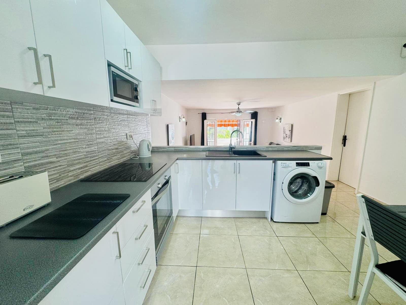 1 soveværelse Lejlighed til salg i Costa Adeje med swimmingpool - € 369.000 (Ref: 9722680)