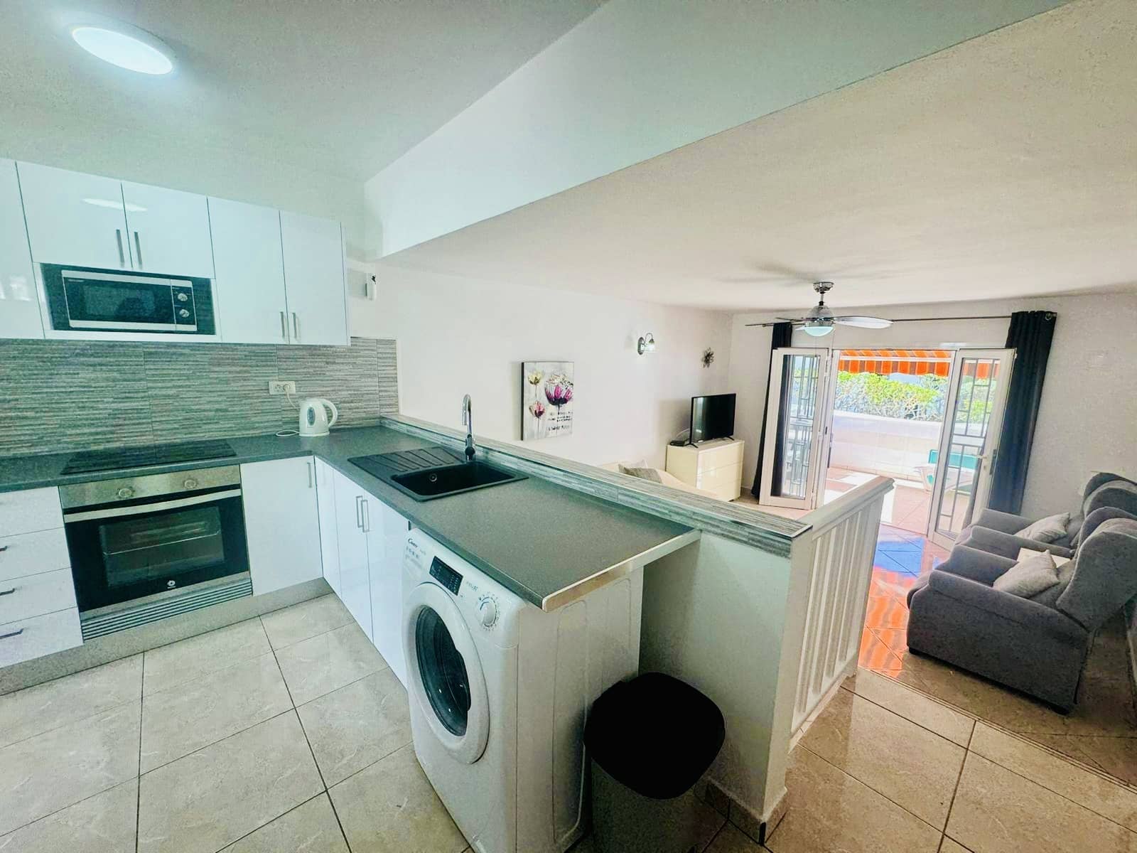 1 soveværelse Lejlighed til salg i Costa Adeje med swimmingpool - € 369.000 (Ref: 9722680)