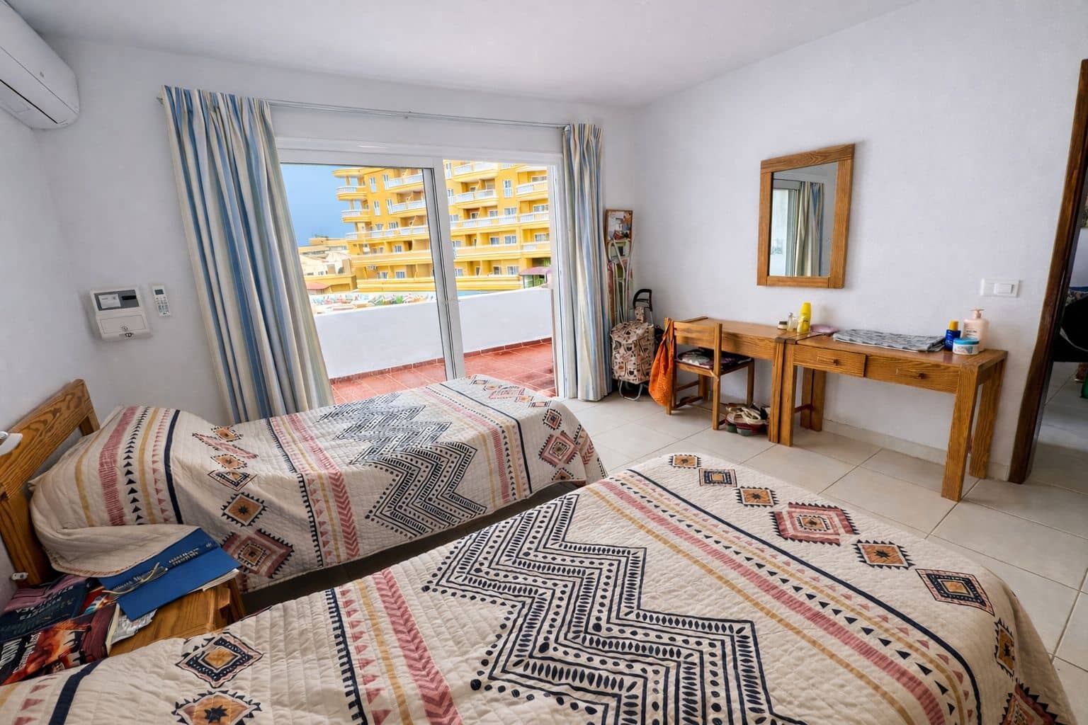 1 slaapkamer Appartement te koop in Costa Adeje met zwembad - € 319.000 (Ref: 9734147)