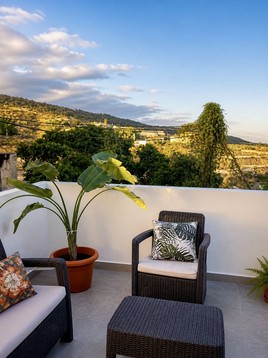 4 bedroom Finca/Country House for sale in Granadilla de Abona - € 350,000 (Ref: 9821330)