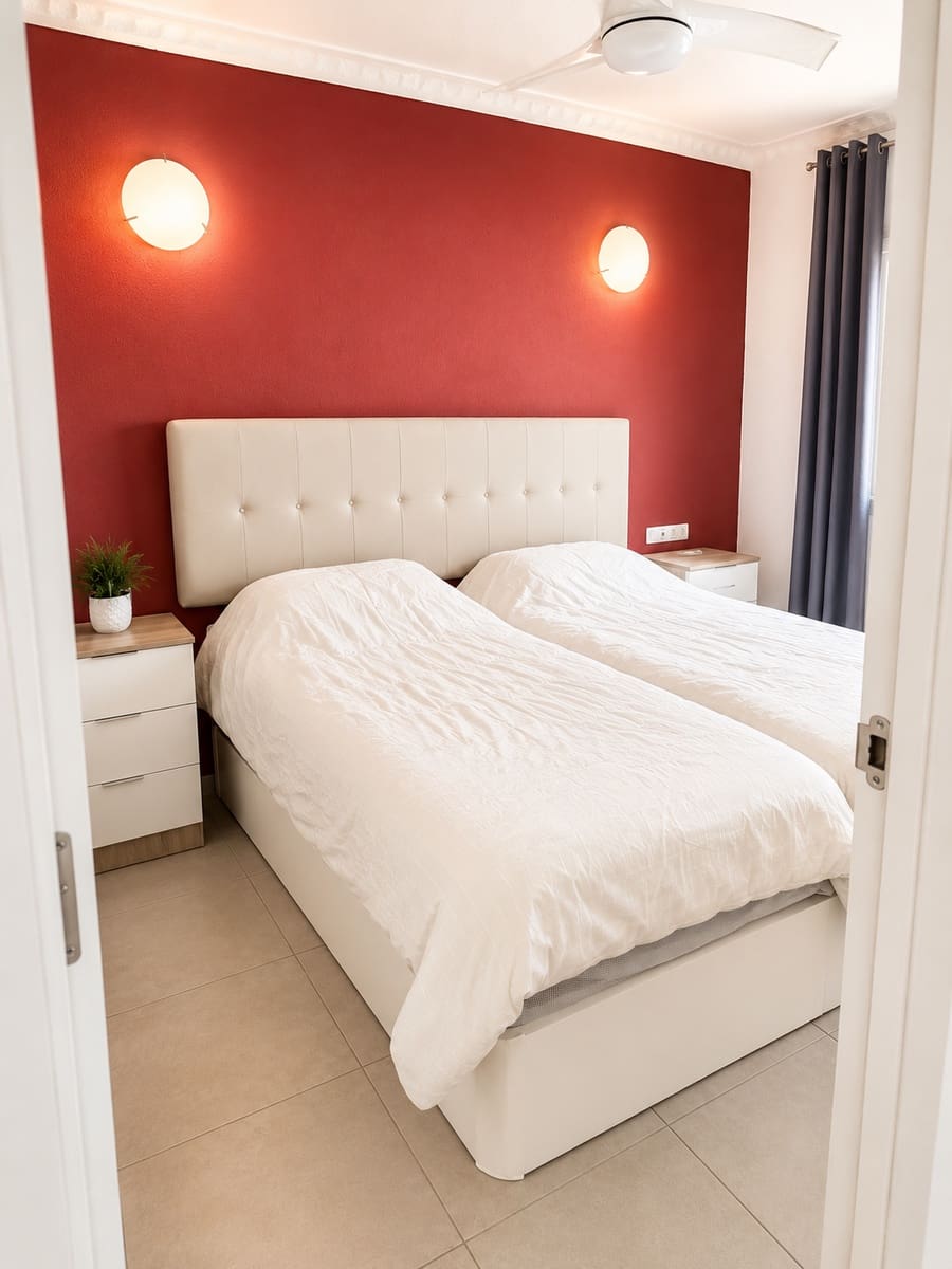 2 slaapkamer Appartement te koop in Los Cristianos met zwembad - € 460.000 (Ref: 9848194)