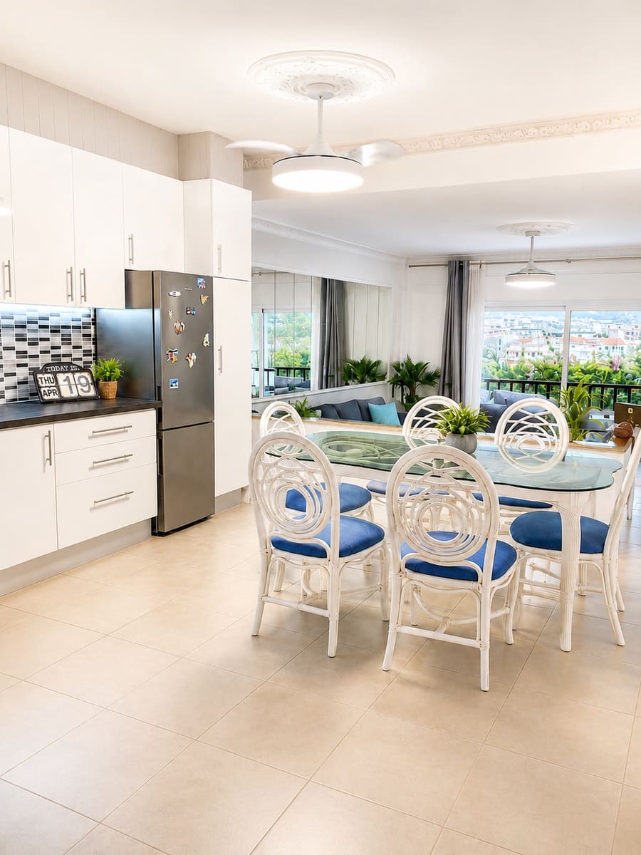 2 slaapkamer Appartement te koop in Los Cristianos met zwembad - € 460.000 (Ref: 9848194)