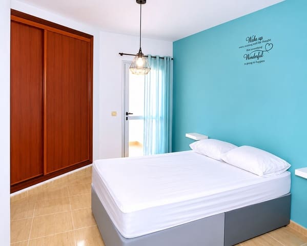 Apartamento de 3 habitaciones en Cabo Blanco, Arona en alquiler con garaje - 1.200 € (Ref: 9854479)