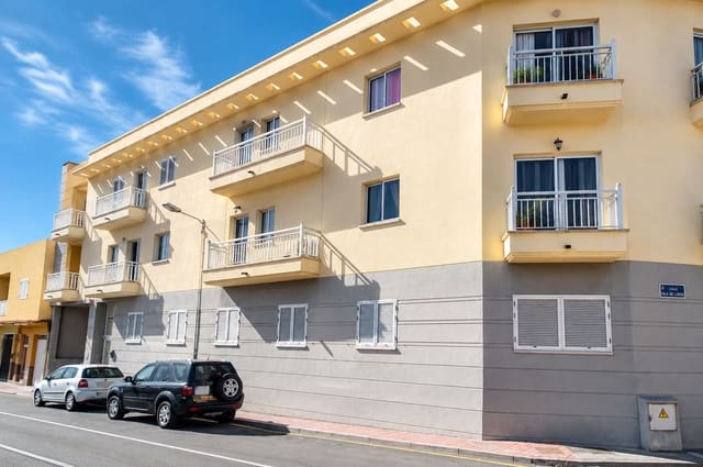 Apartamento de 3 habitaciones en Cabo Blanco, Arona en alquiler con garaje - 1.200 € (Ref: 9854479)