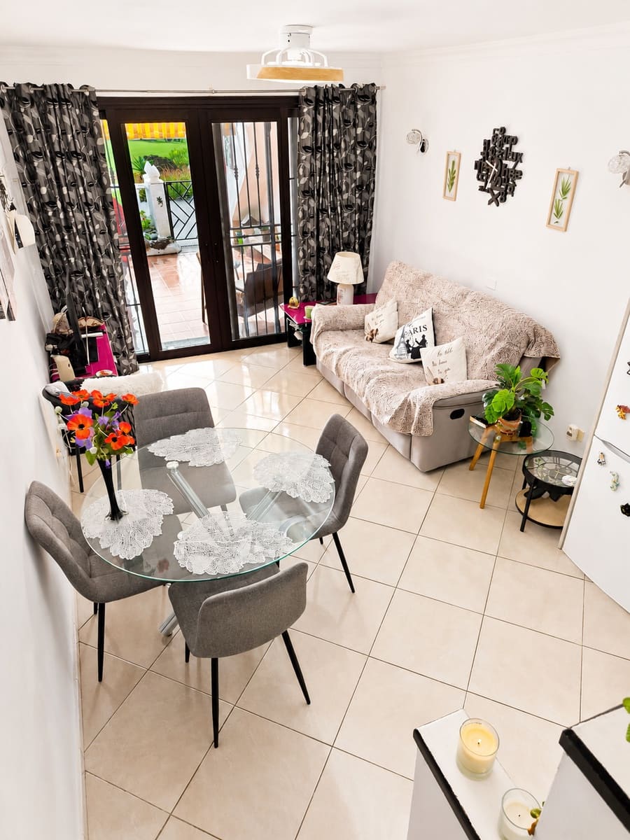 2 bedroom Apartment for sale in Amarilla Golf with pool - € 265,000 (Ref: 9909011)