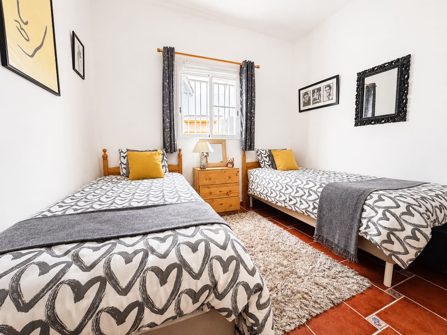 3 slaapkamer Bungalow te koop in Buenavista del Norte met garage - € 265.000 (Ref: 9909695)