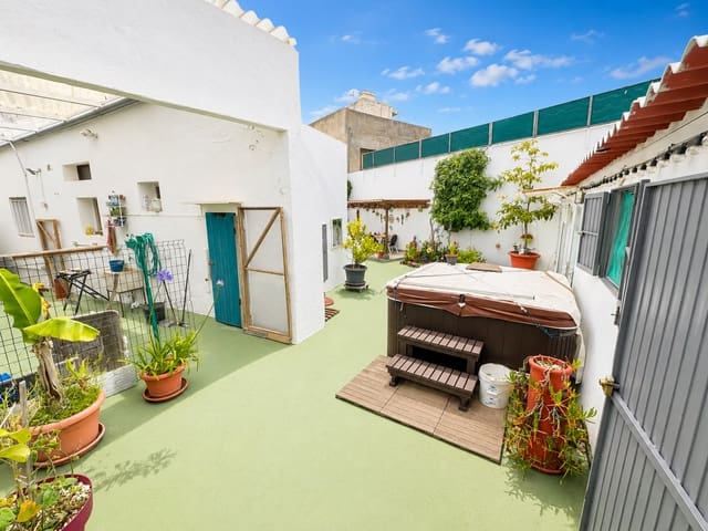 3 slaapkamer Bungalow te koop in Buenavista del Norte met garage - € 265.000 (Ref: 9909695)