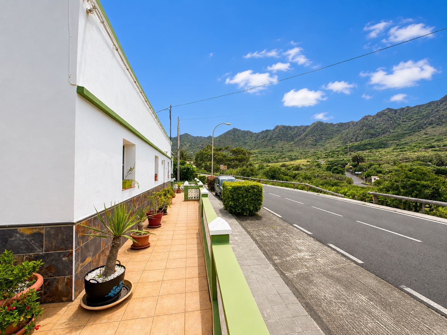 3 slaapkamer Bungalow te koop in Buenavista del Norte met garage - € 265.000 (Ref: 9909695)