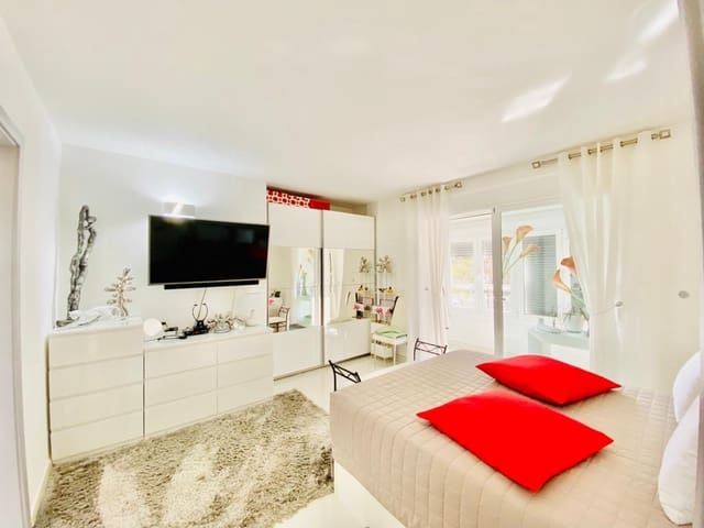 12 bedroom Apartment for sale in Ibiza / Eivissa town with garage - € 3,700,000 (Ref: 6729049)