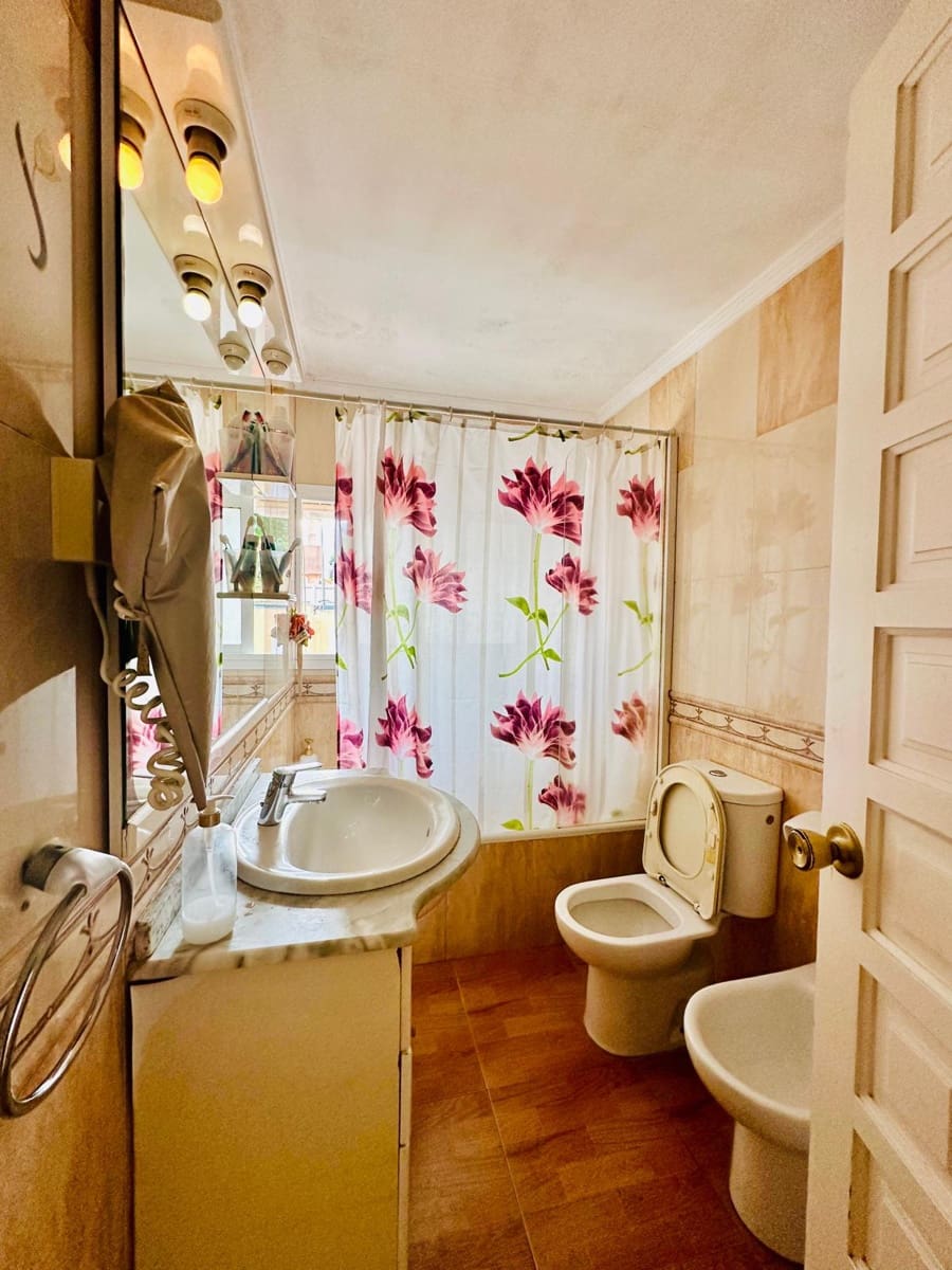 5 camera da letto Villa in vendita in Ibiza-Eivissa citta con garage - 850.000 € (Rif: 8604318)